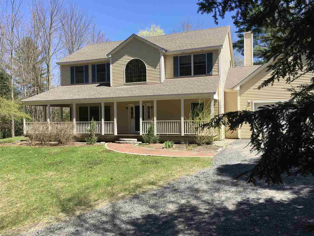 Susi Benoit Red Barn Realty Of Vermont Realtor In Stowe Vt