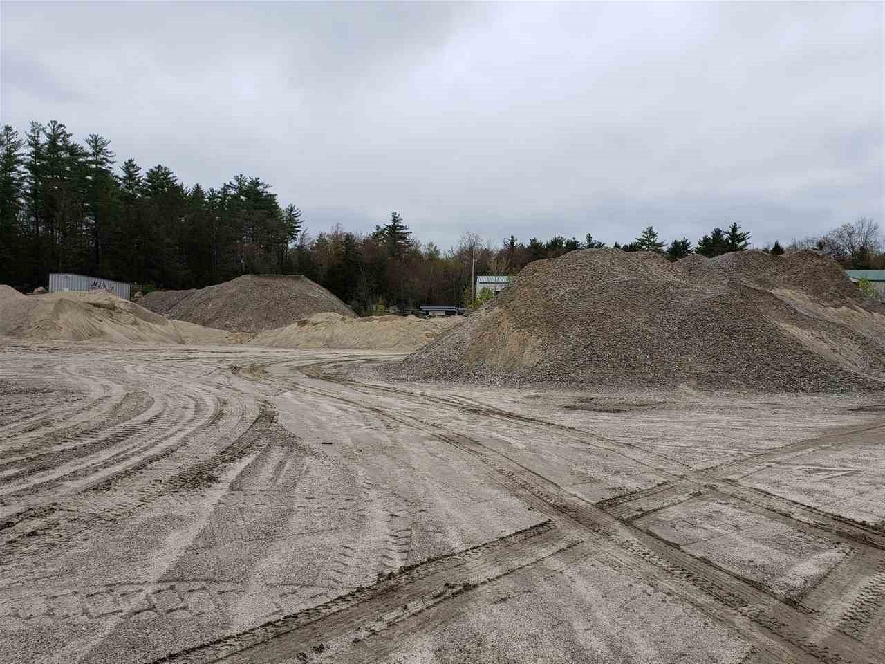 Grushed Gravel & Winter Sand & misc
