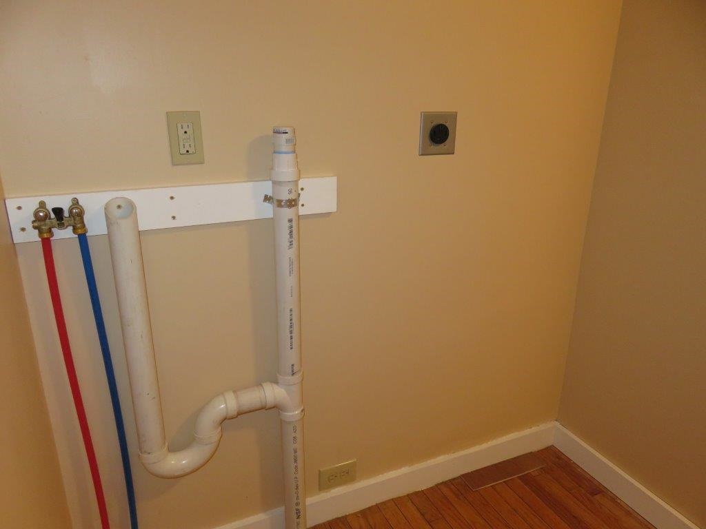 Washer/Dryer Hkup 13929520