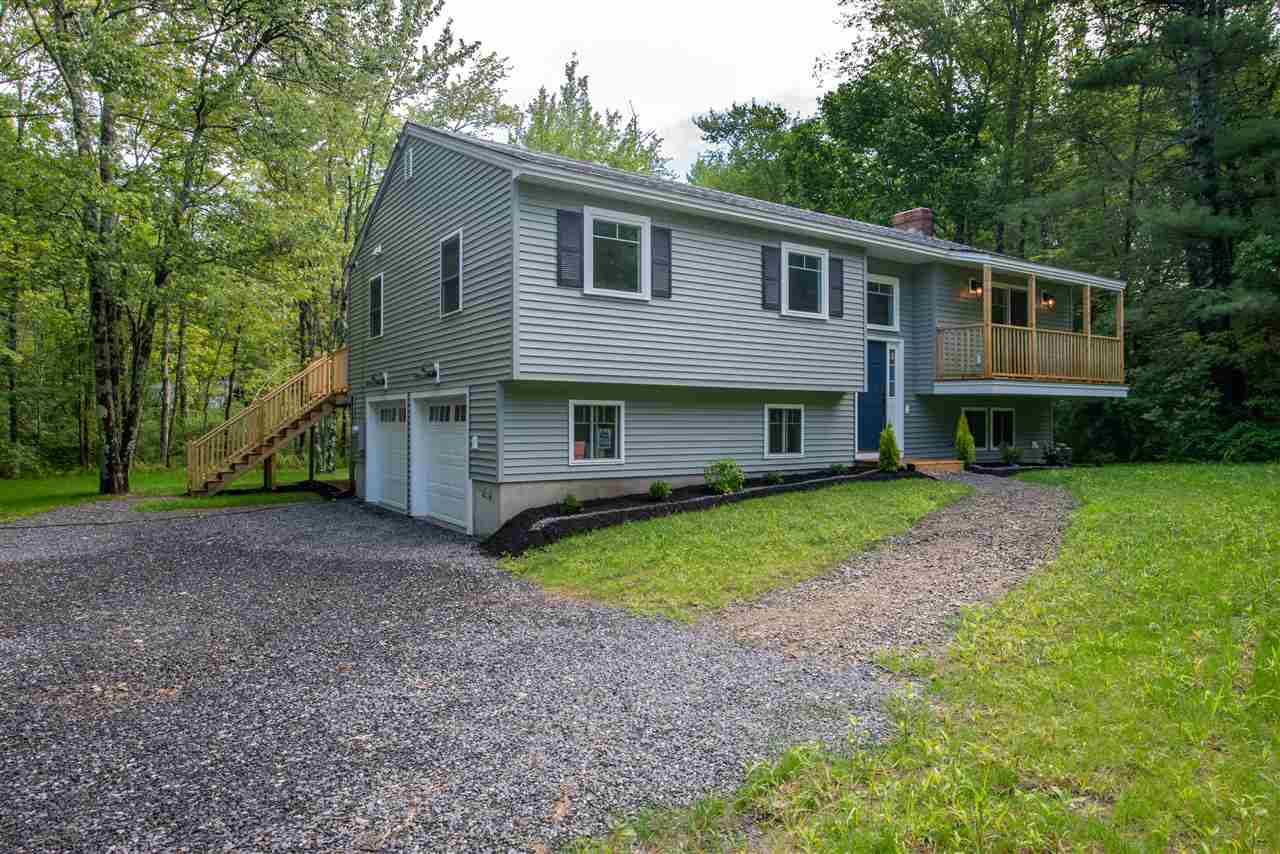 Sold 1502 State Road, Eliot, ME 03903 3 Beds / 2 Full Baths