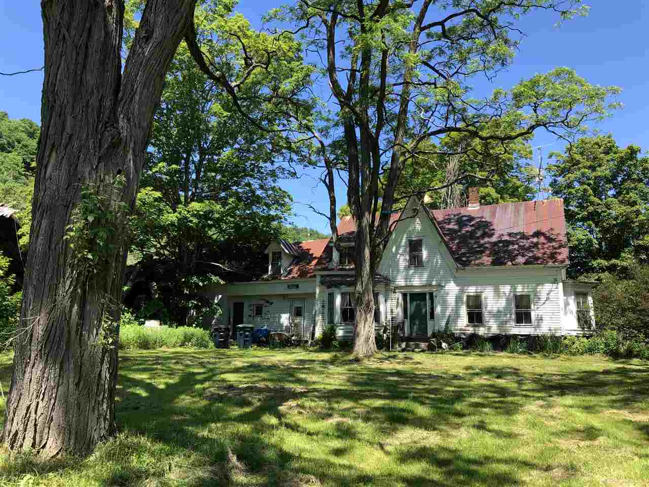 Pomfret VT Home for sale $250,000