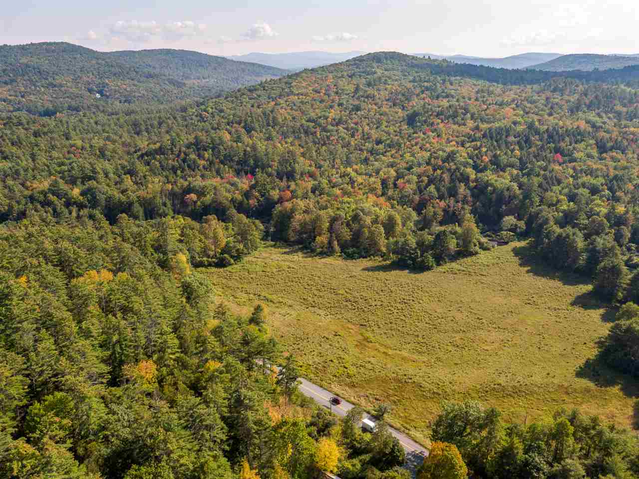 Meadow and Hills 14191293