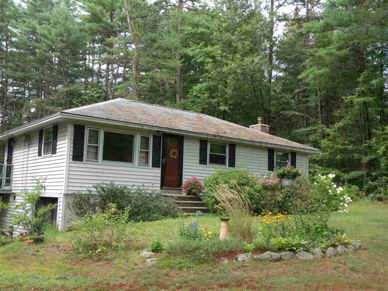 489 Mountain Road Concord, NH Photo