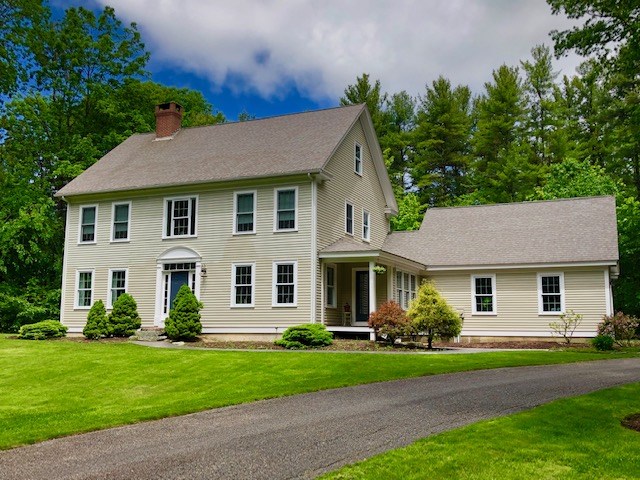 246 Gulf Road Dover, NH Photo