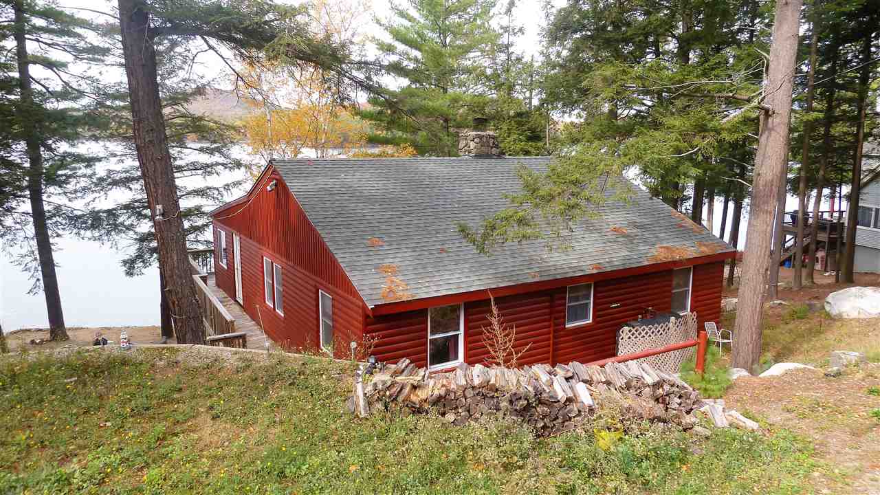 Lake Merrymeeting Lake waterfront home for sale in New Durham