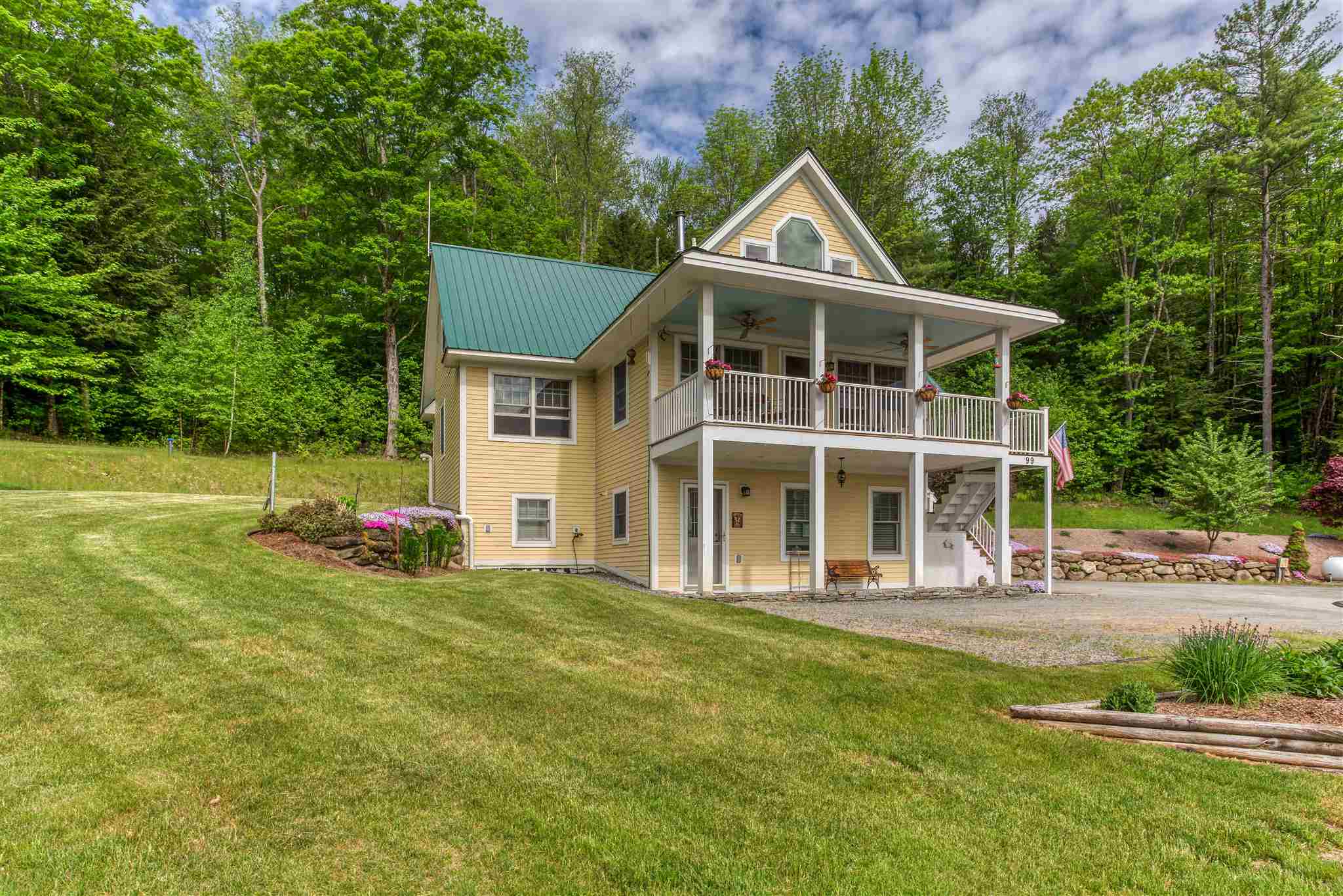 VILLAGE OF PERKINSVILLE IN TOWN OF WEATHERSFIELD VT Homes for sale