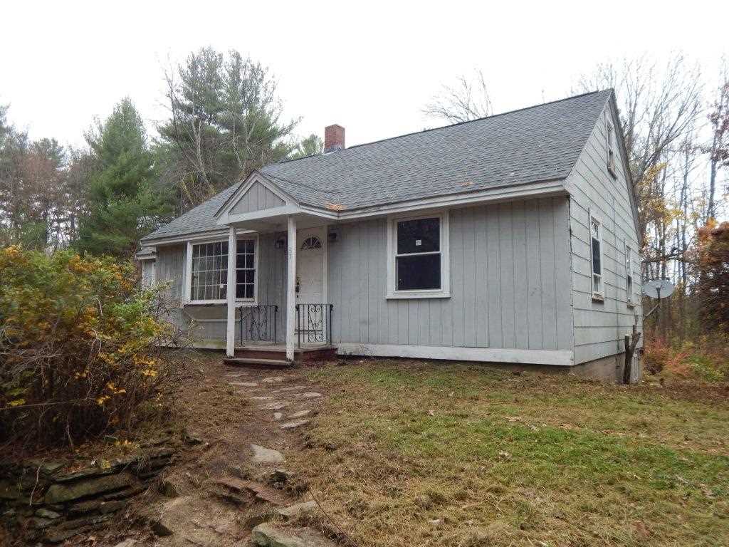 37 Coteville Road Londonderry, NH Photo