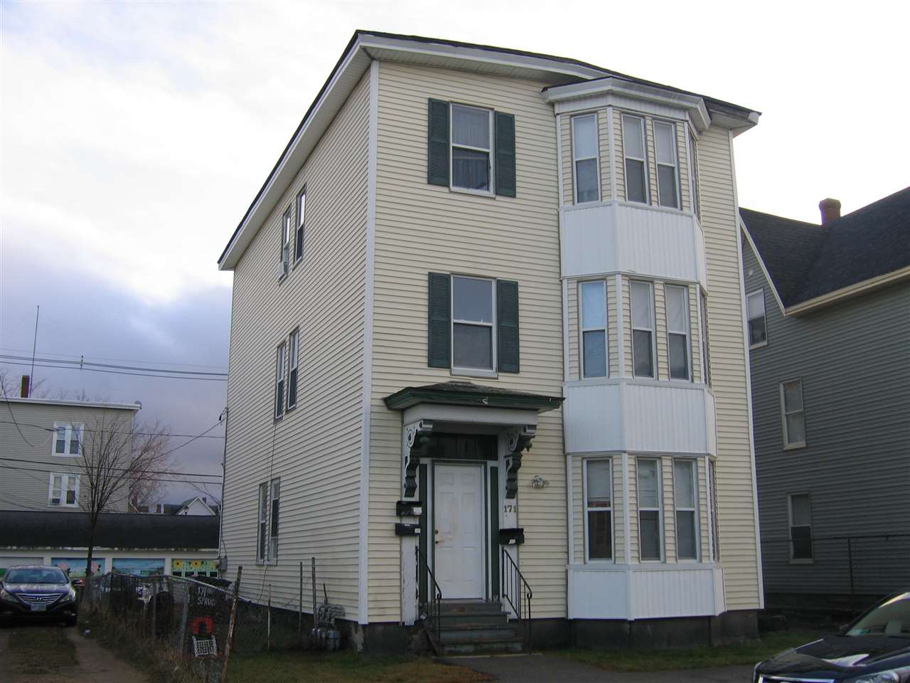 171 Spruce Street Manchester, NH Photo