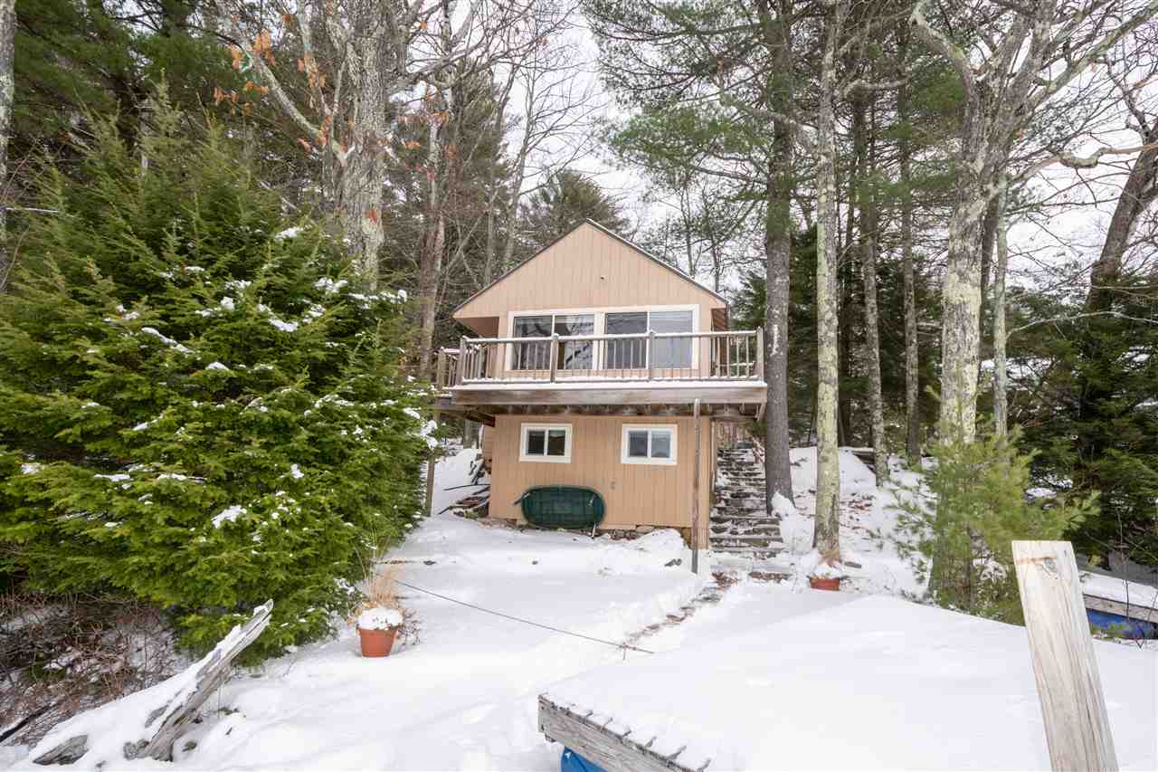 Lake Sunset Lake waterfront home for sale in Alton