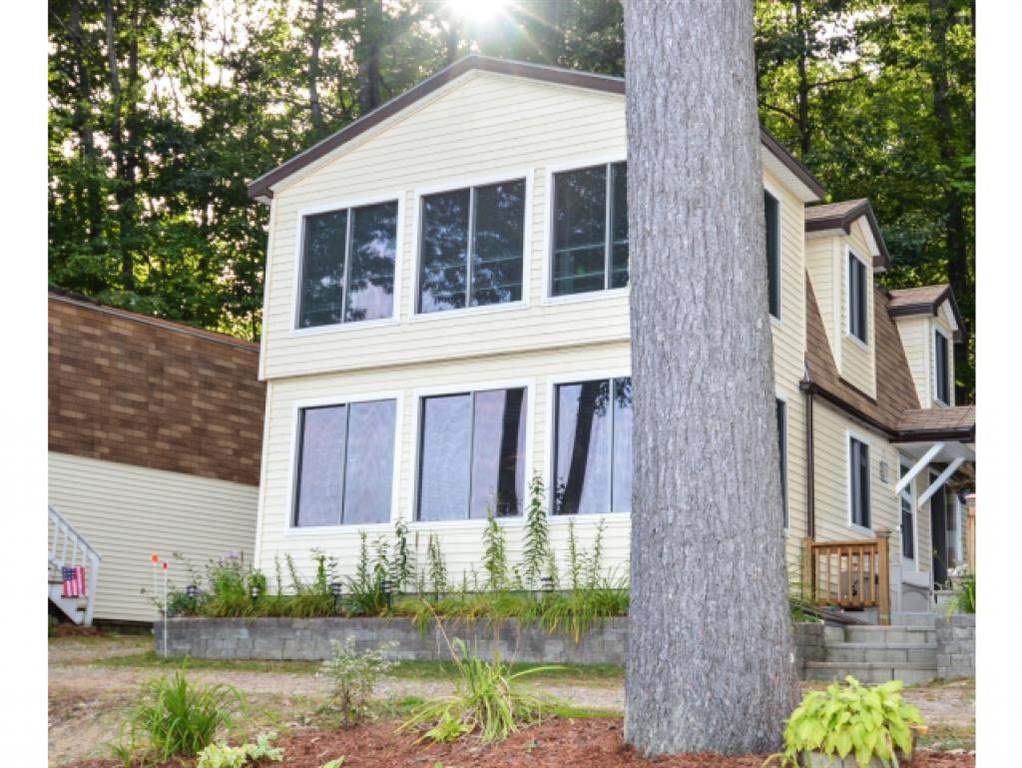 Lake Winnisquam waterfront home for sale in Tilton