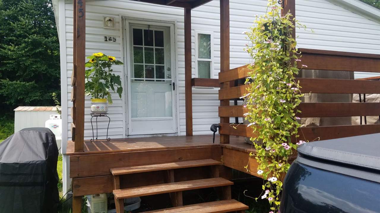 CHARLESTOWN NH Homes for sale