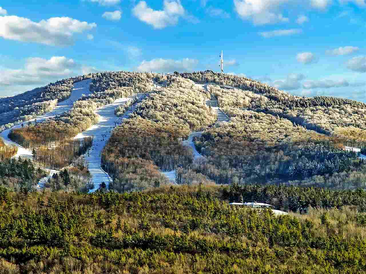 GOSHEN NH Homes for sale