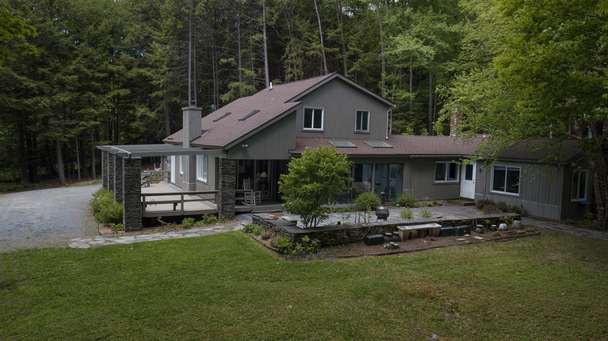 Quechee VT Home for sale $360,000