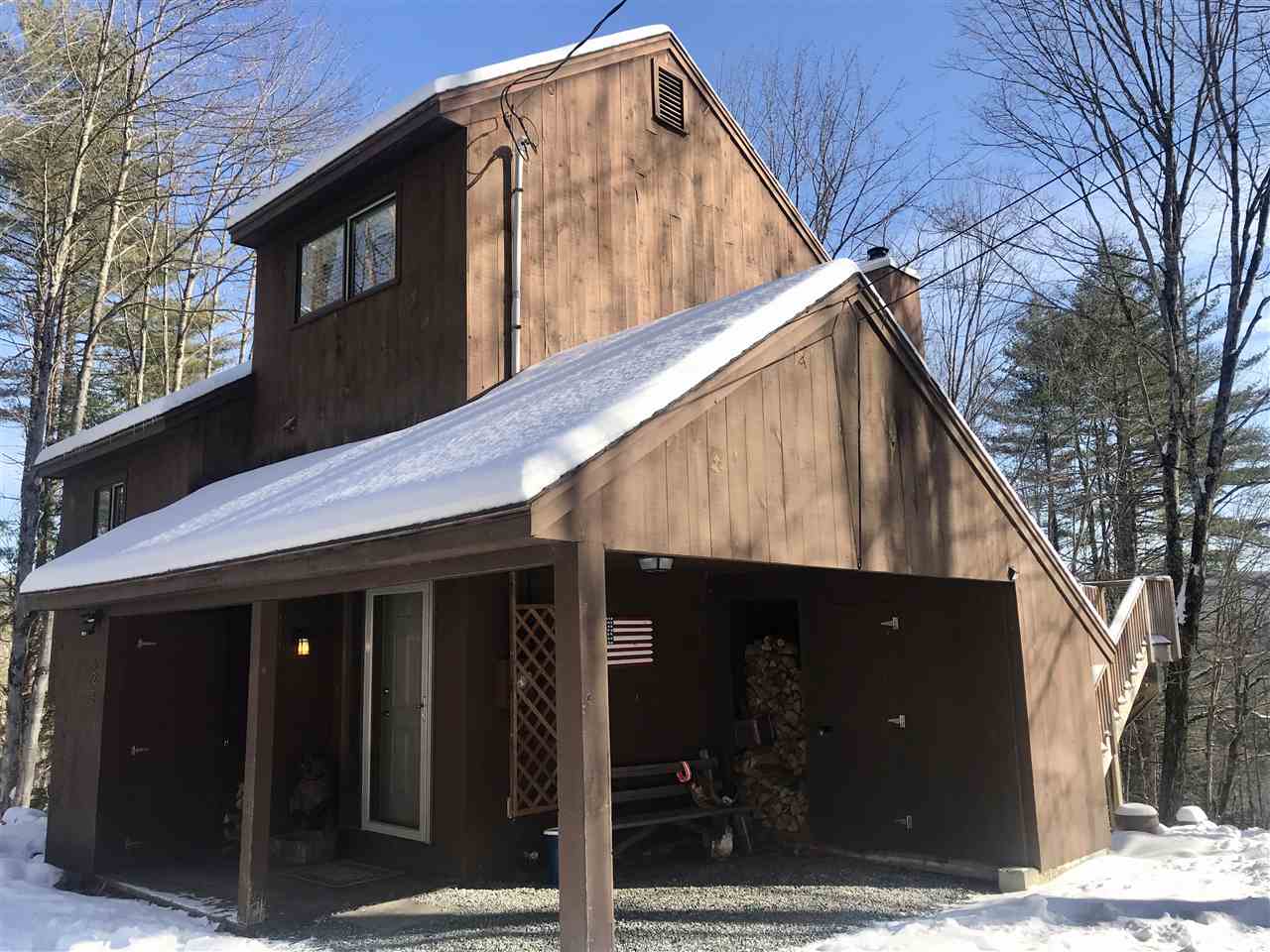 VILLAGE OF QUECHEE IN TOWN OF HARTFORD VT Homes for sale