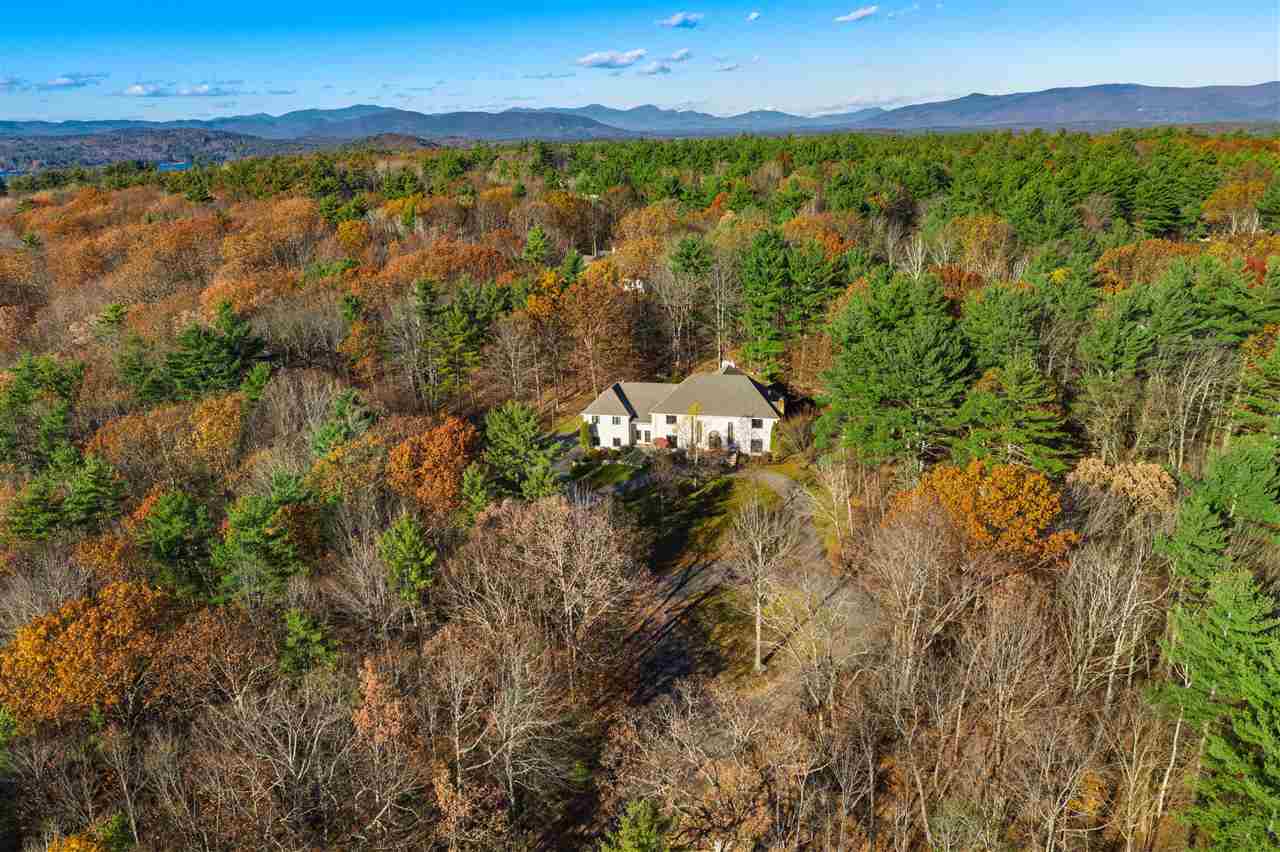 All that Lake Winnipesaukee & Governors Island has to offer is ready for you! 14837618