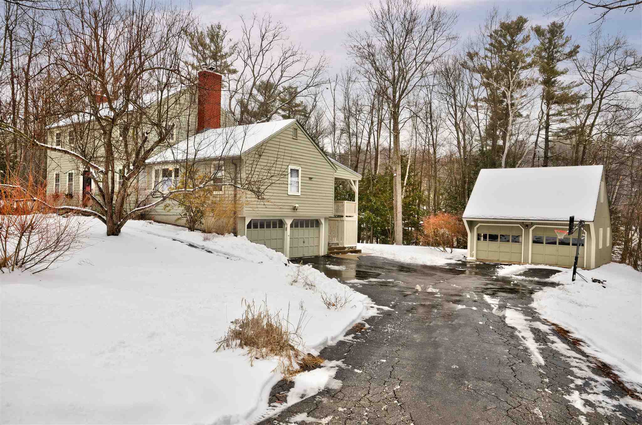 8 Deacon Road, Bedford, NH 03110 NEREN