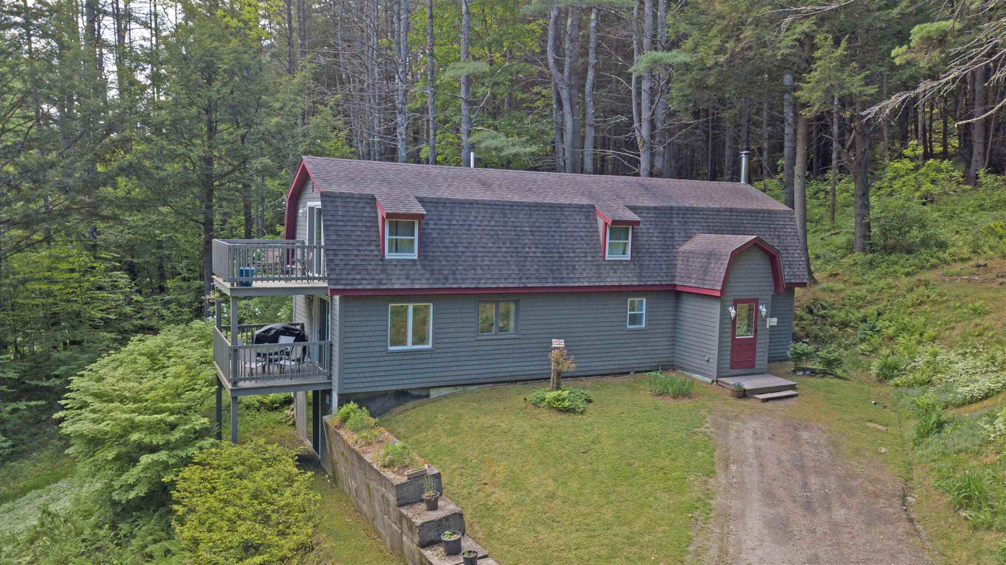 VILLAGE OF QUECHEE IN TOWN OF HARTFORD VT Homes for sale