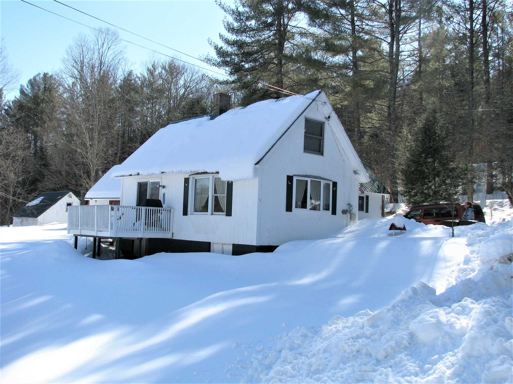 Photo of 5 Veasey Drive Hebron NH 03241