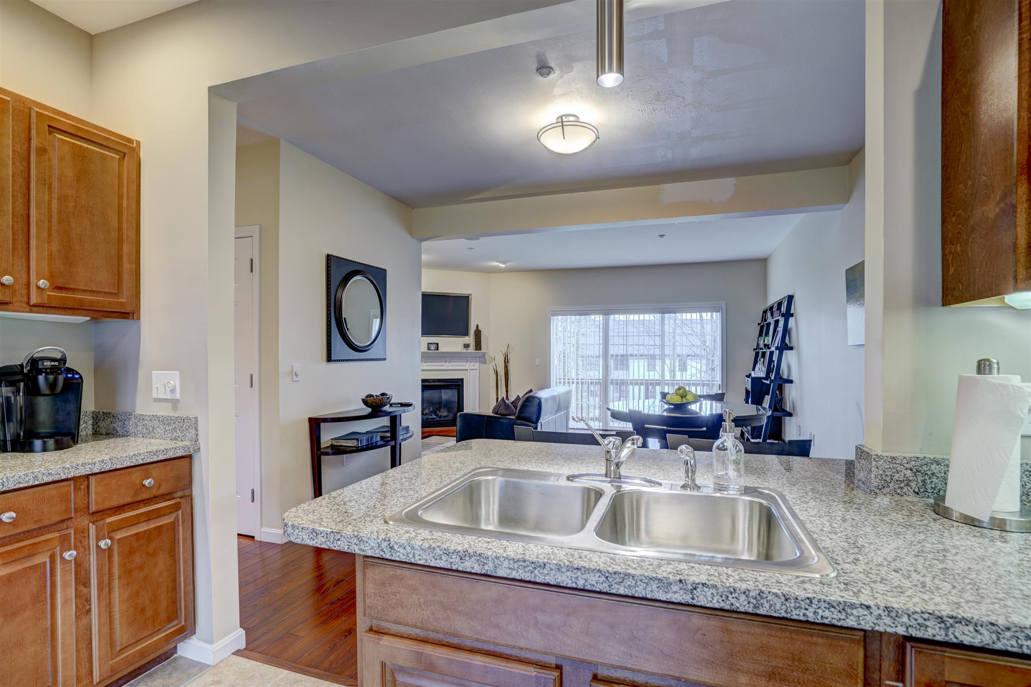 13 Hackett Hill Road, Manchester, NH 03102 Tieger Realty