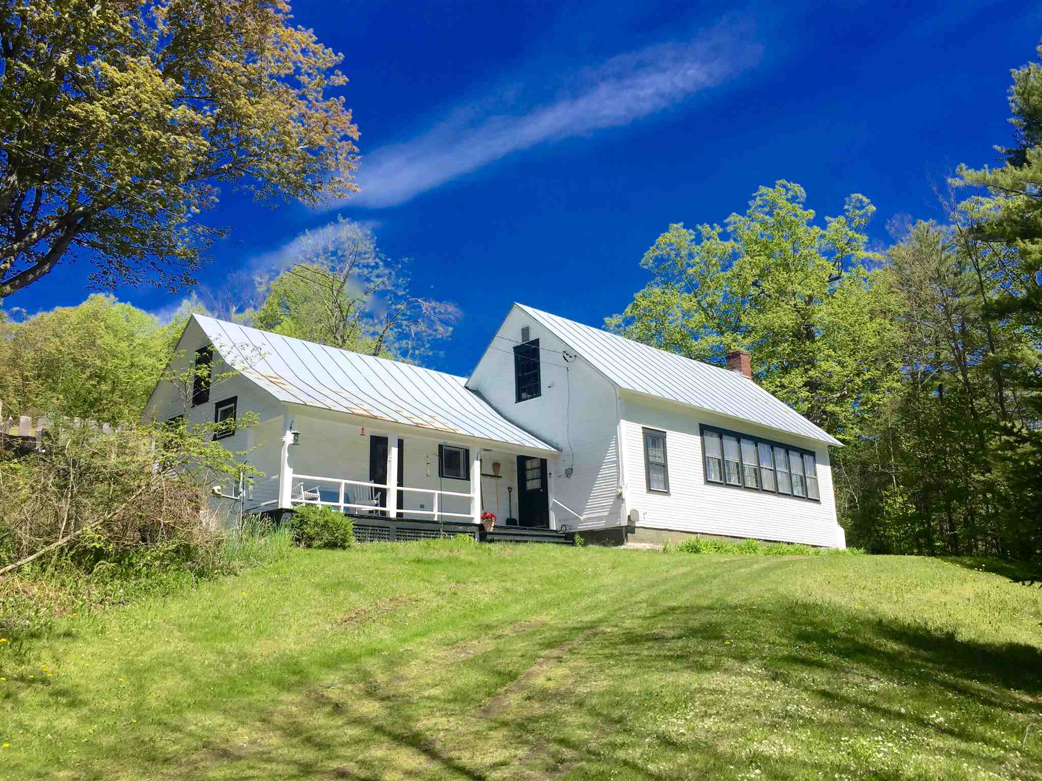 Pomfret Vermont Homes | Seth Warren VT Real Estate page 1