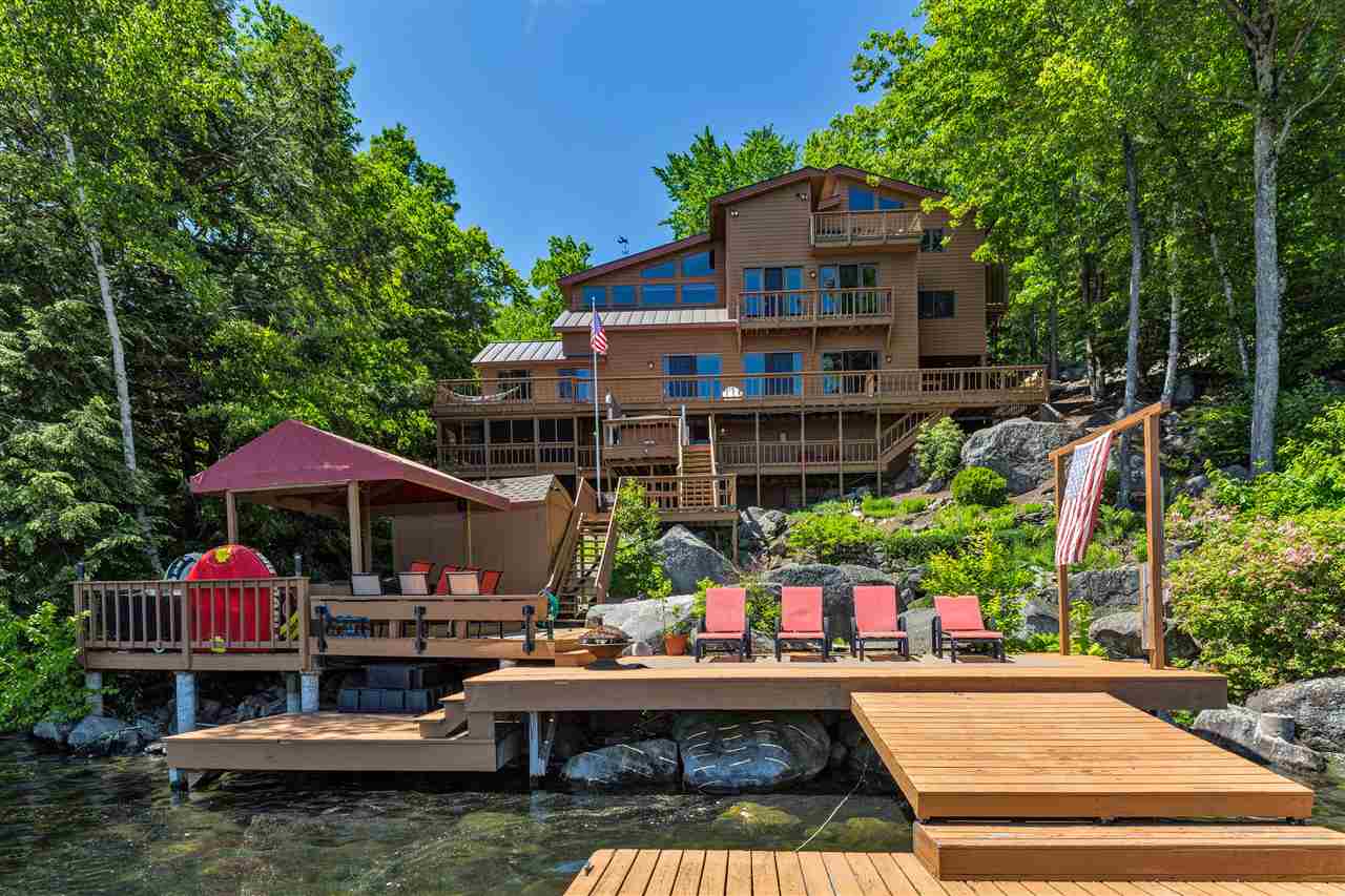 Lake Sunapee New Hampshire Homes For Sale page 1