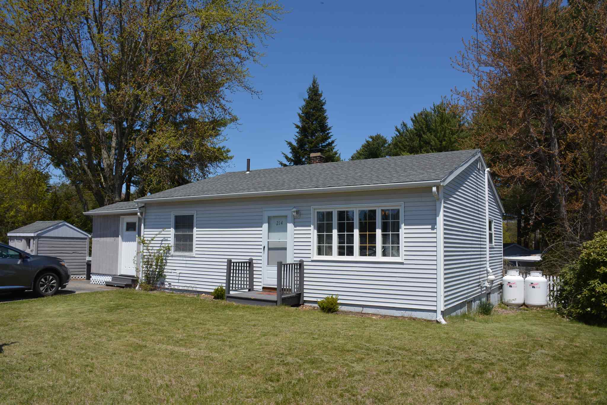 214 Maple Street , Somersworth, NH MLS 4805263 Verani Realty