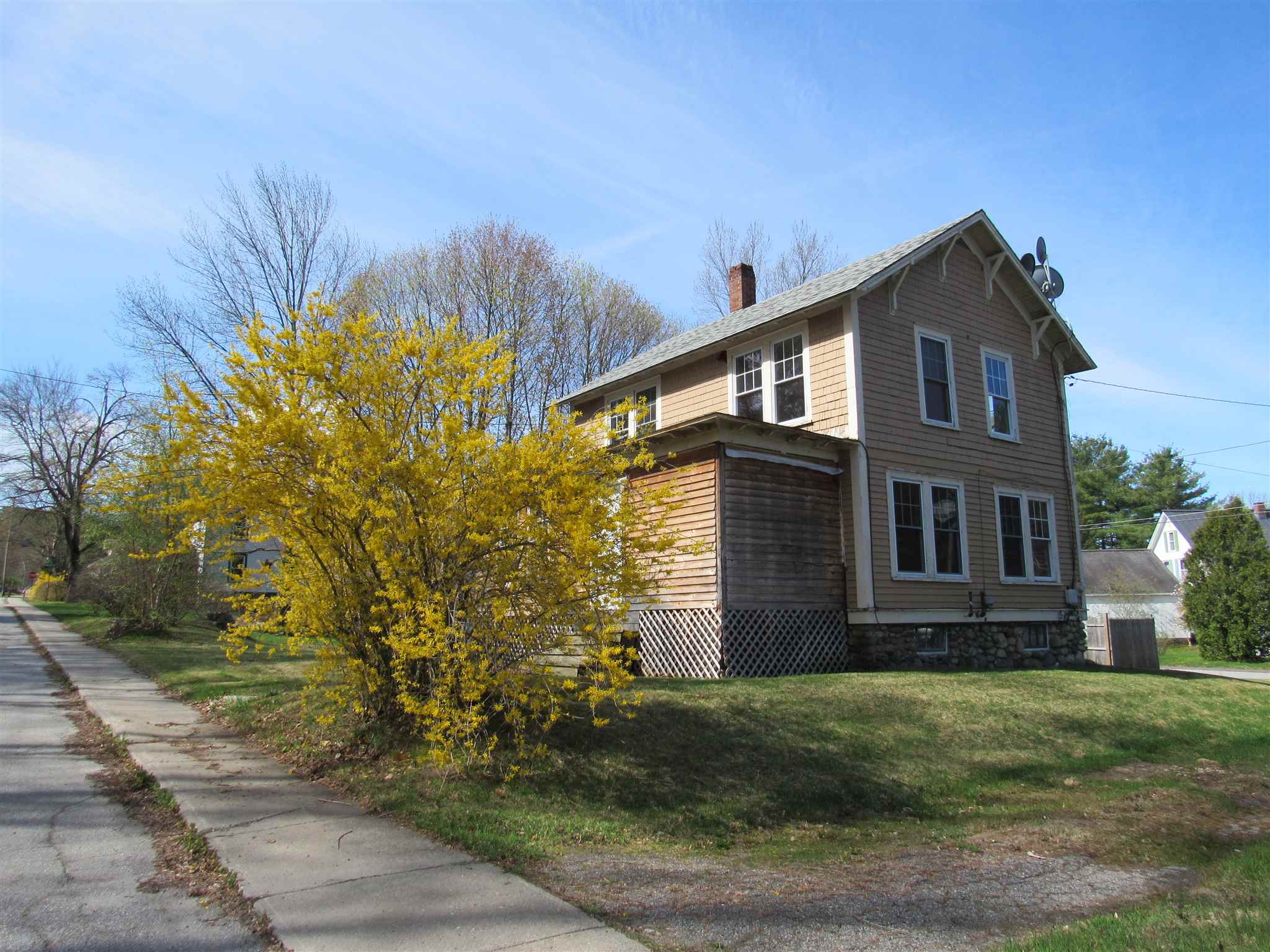 CLAREMONT NH Homes for sale