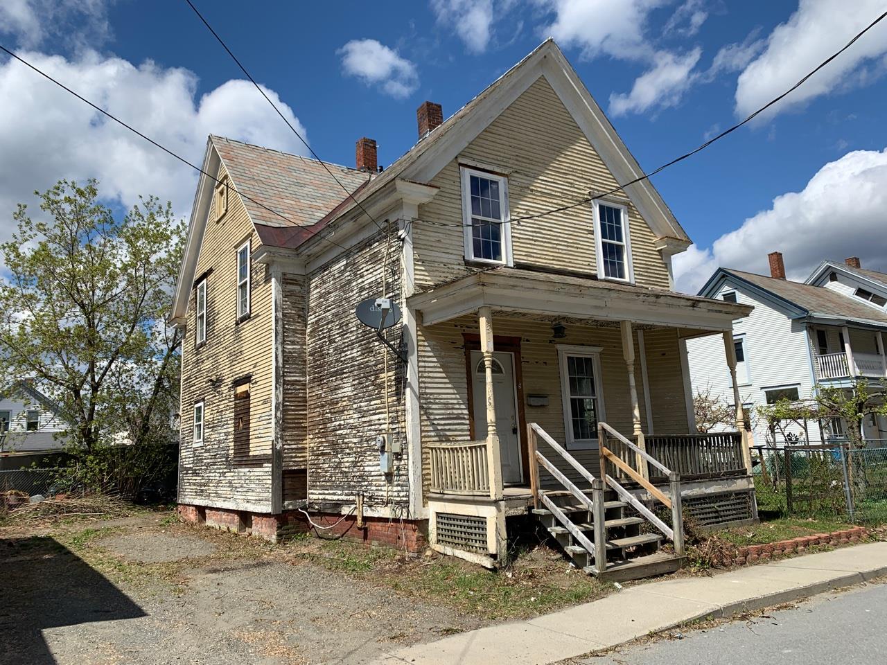 VILLAGE OF BELLOWS FALLS IN TOWN OF ROCKINGHAM VT Homes for sale