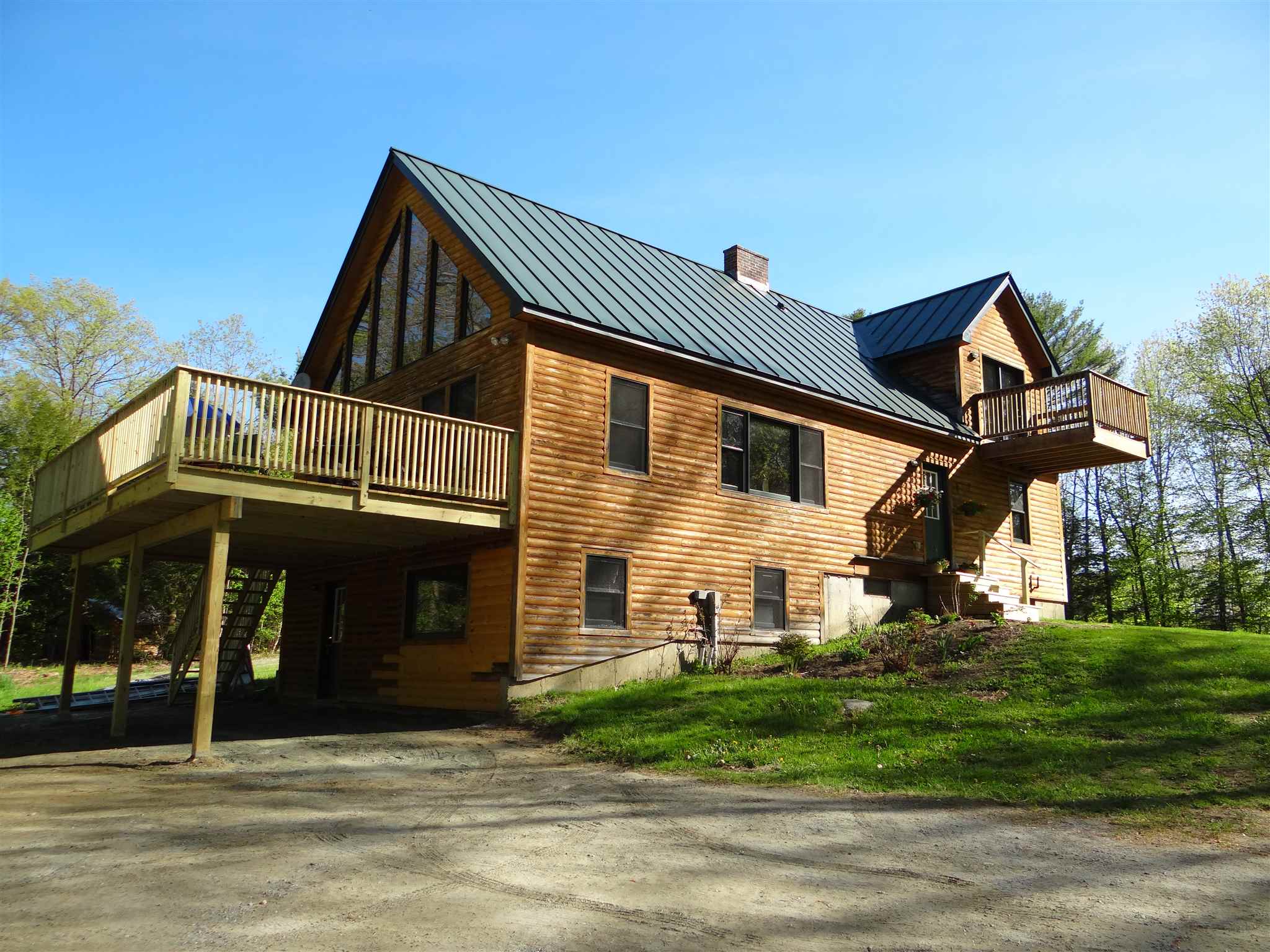 Hartford VT Home for sale $349,000