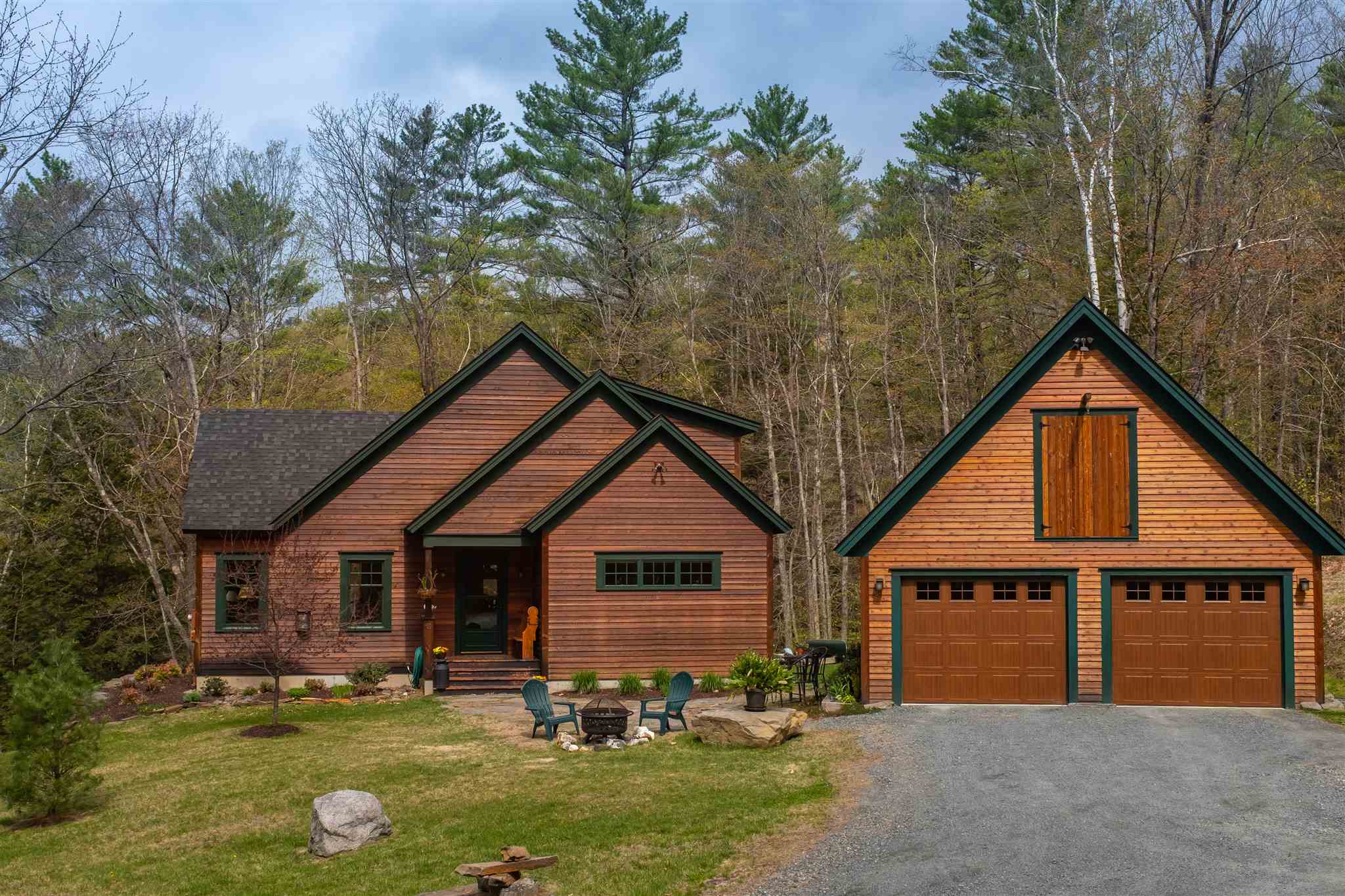 Quechee VT Home for sale $569,000