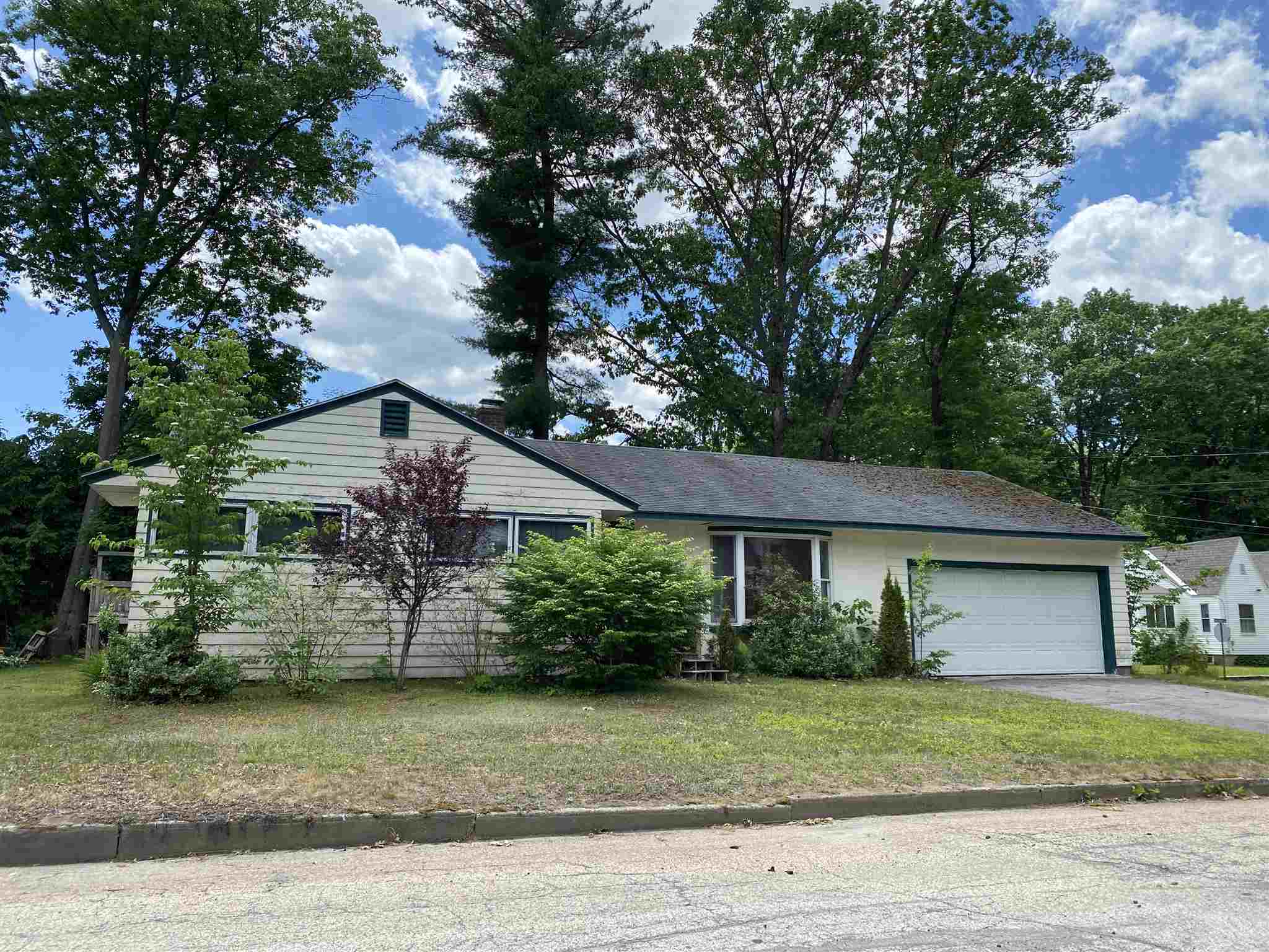 1 Wayne Avenue Claremont Nh 03743 Neren