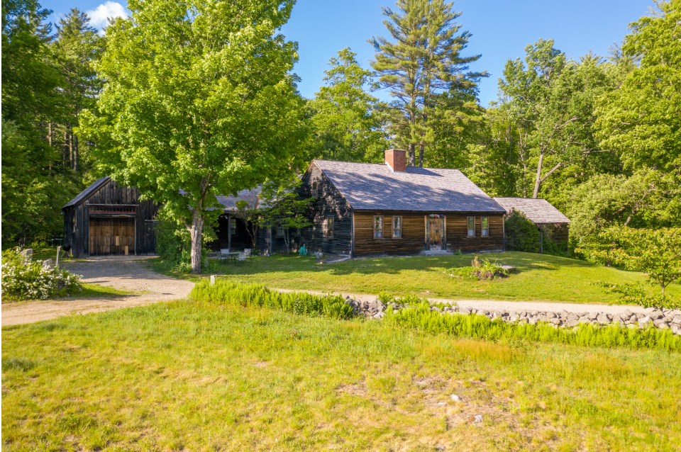 SANDWICH NH Homes for sale