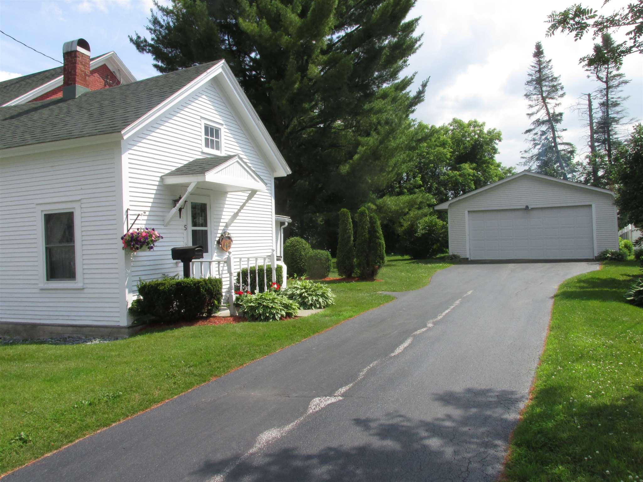 5 Church Street, Richford, VT 05476 Vermont Real Estate Company