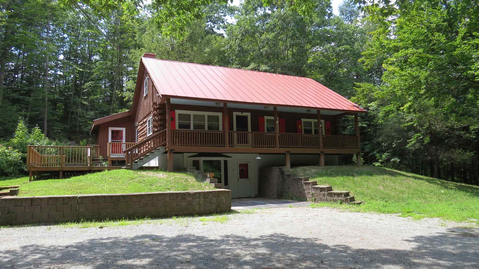 Cavendish Real Estate 417 Bailey Hill Road VT 05142 394,000