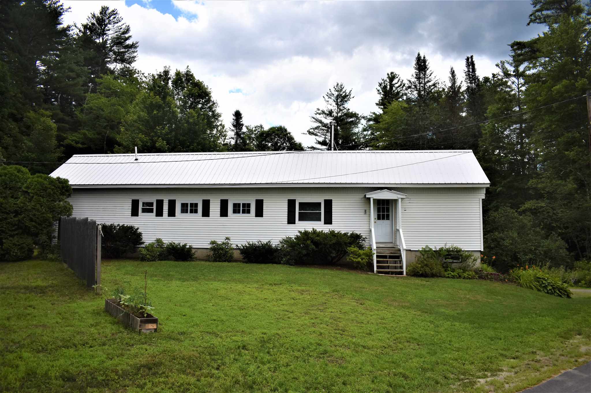 27 N Dorchester Road , Wentworth, NH MLS 4816799 Verani Realty