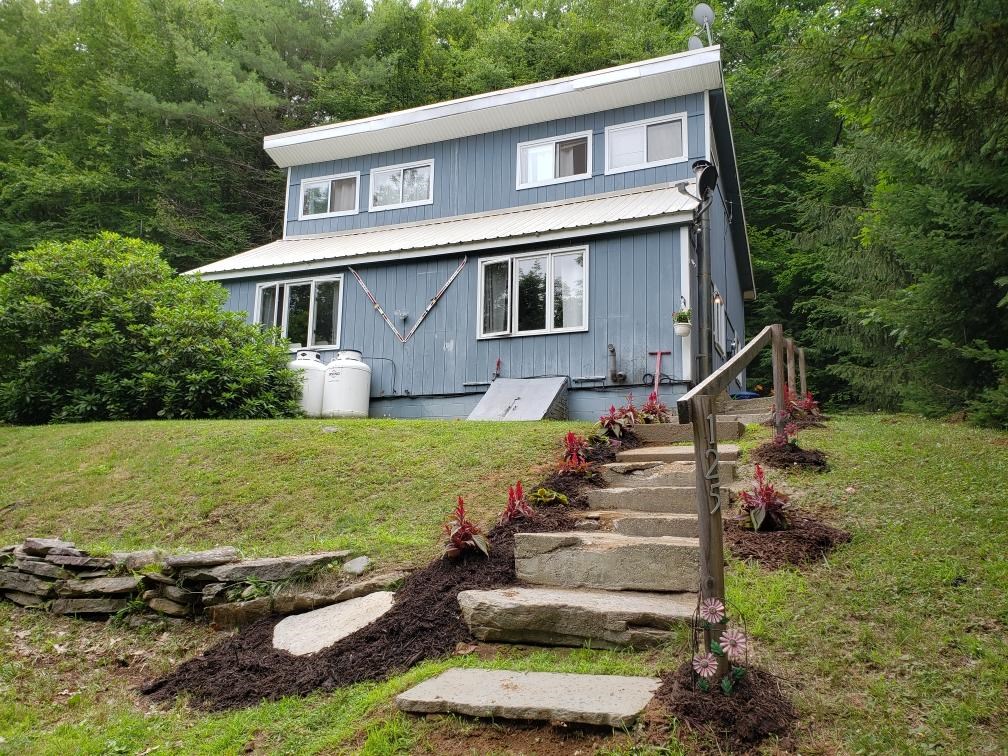 Residential Homes And Real Estate For Sale In Chester Vt By Price Range And Property Type