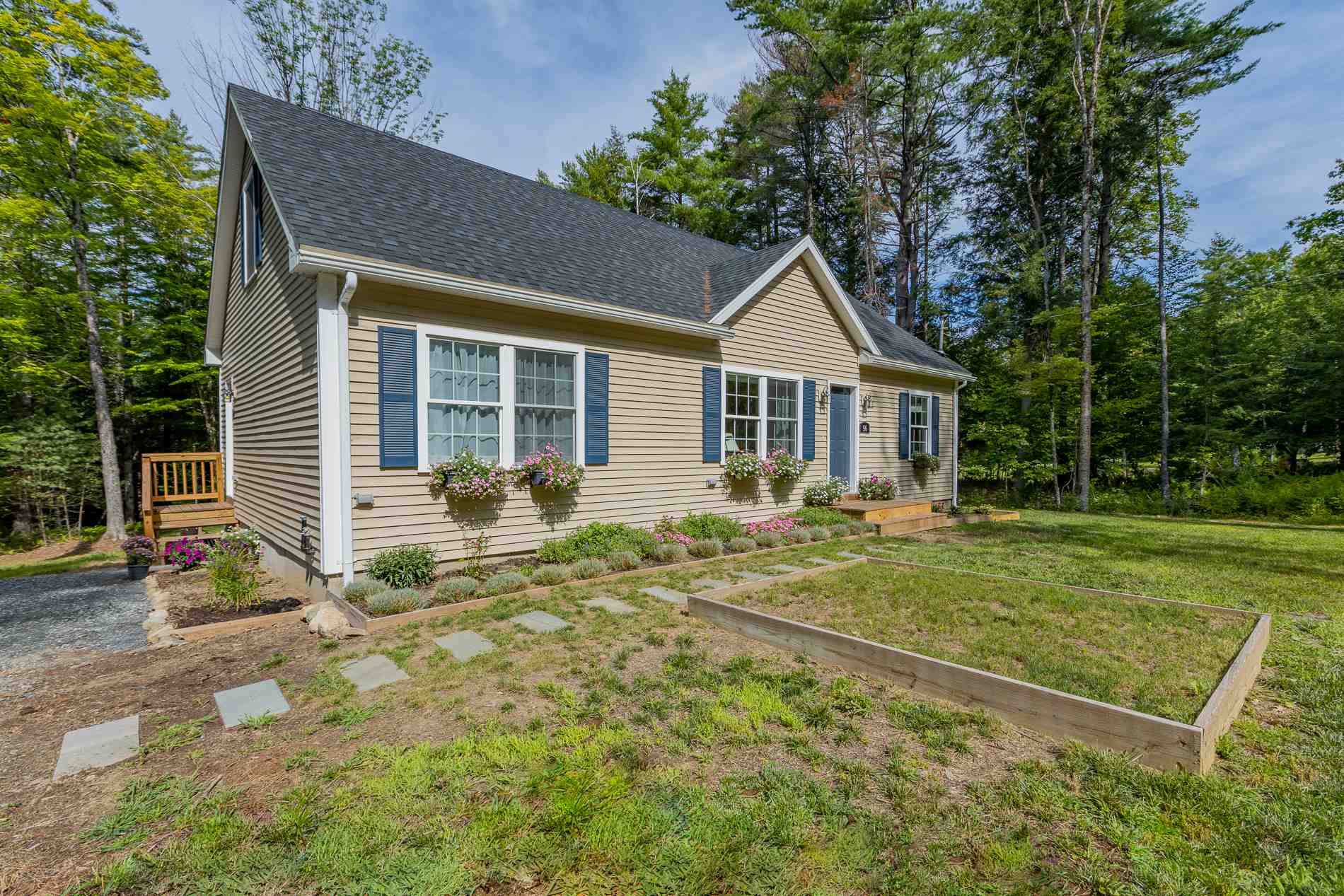 ENFIELD NH Homes for sale
