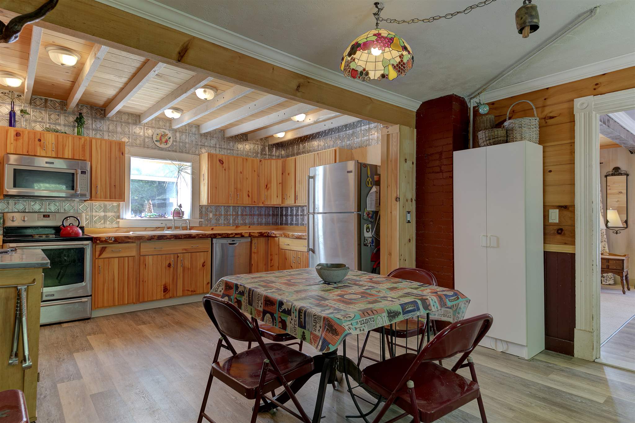 For Sale 260 West Main Street, Conway, NH 03818 4 Beds / 1 Full Bath