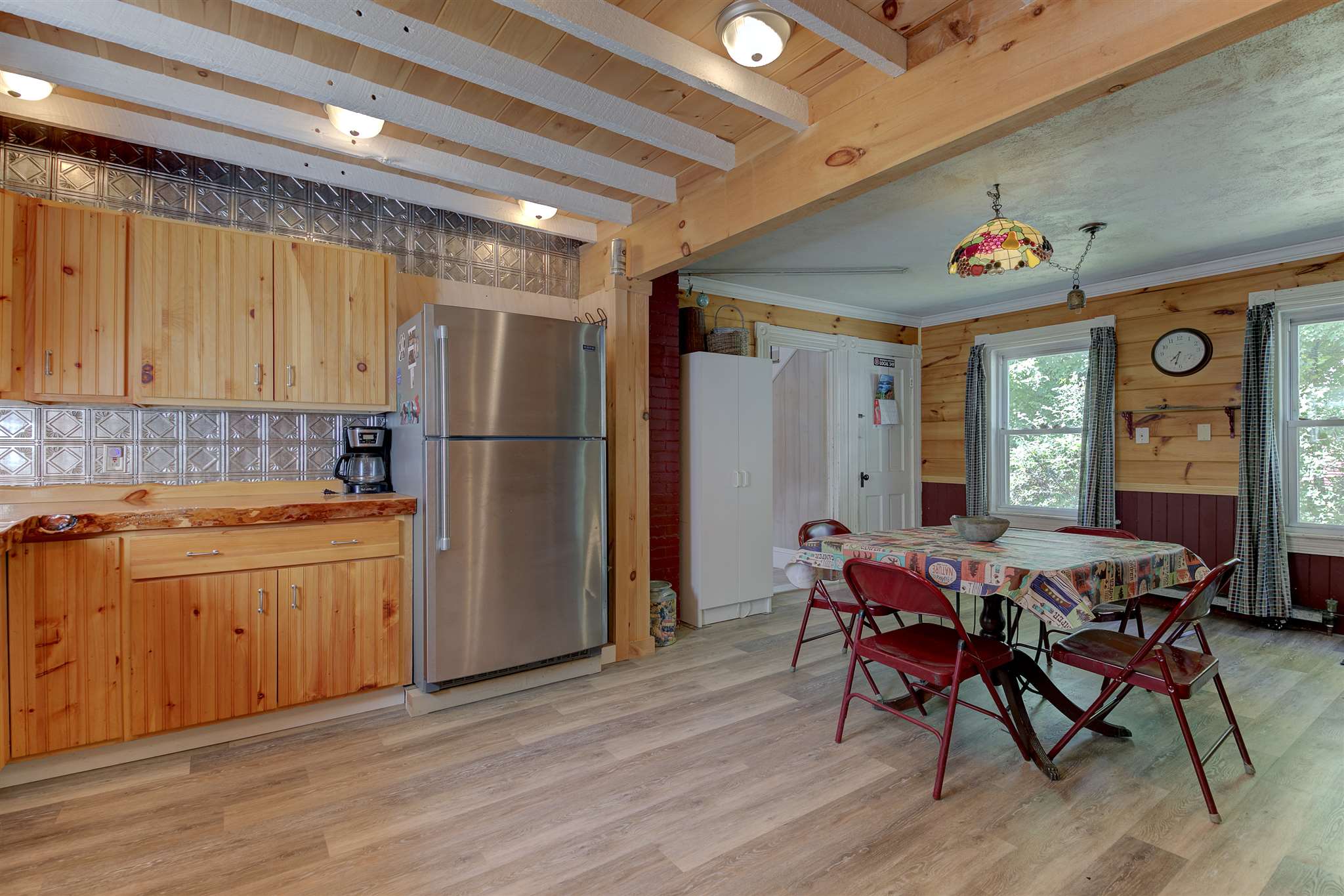 For Sale 260 West Main Street, Conway, NH 03818 4 Beds / 1 Full Bath