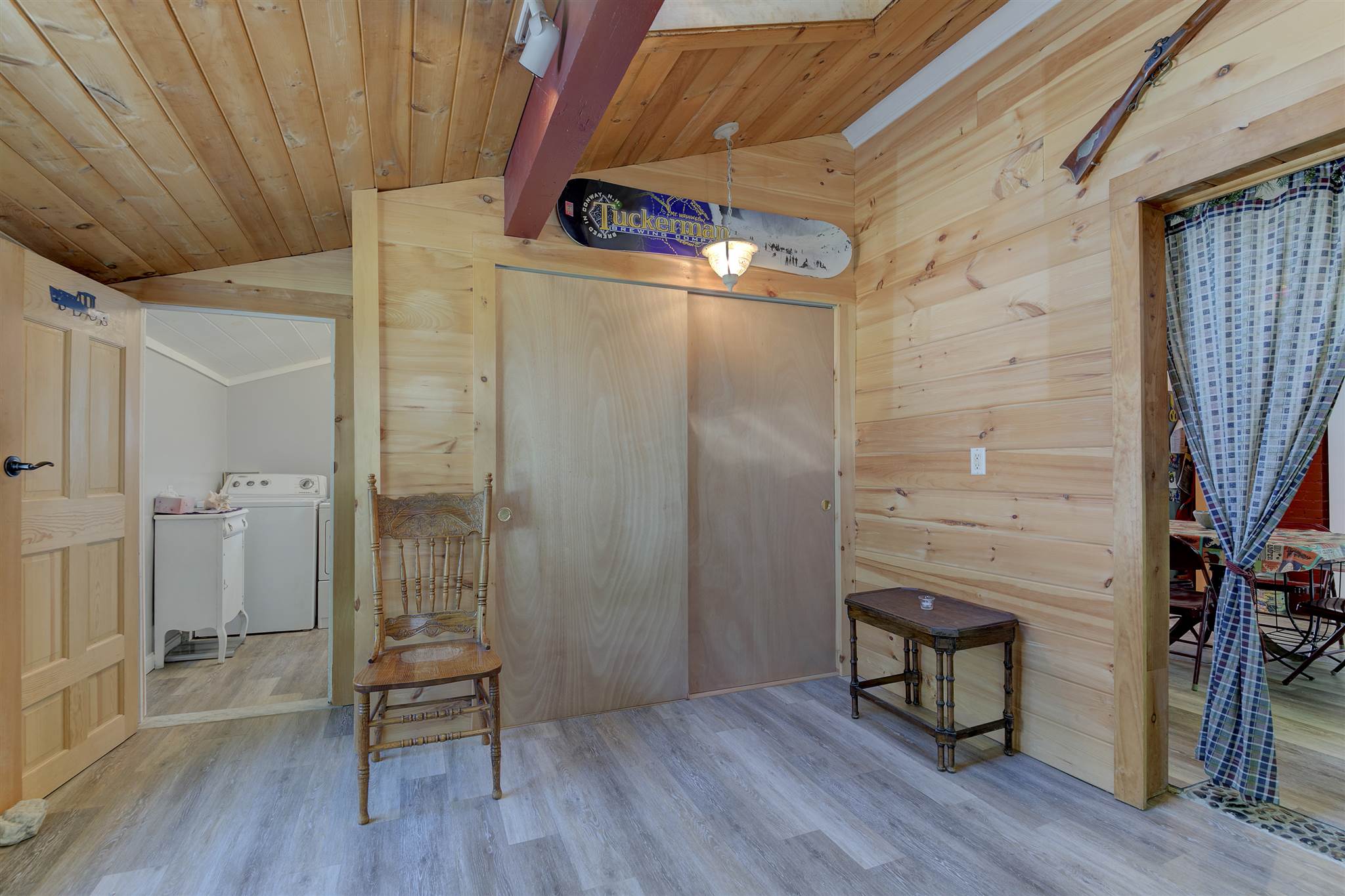 For Sale 260 West Main Street, Conway, NH 03818 4 Beds / 1 Full Bath