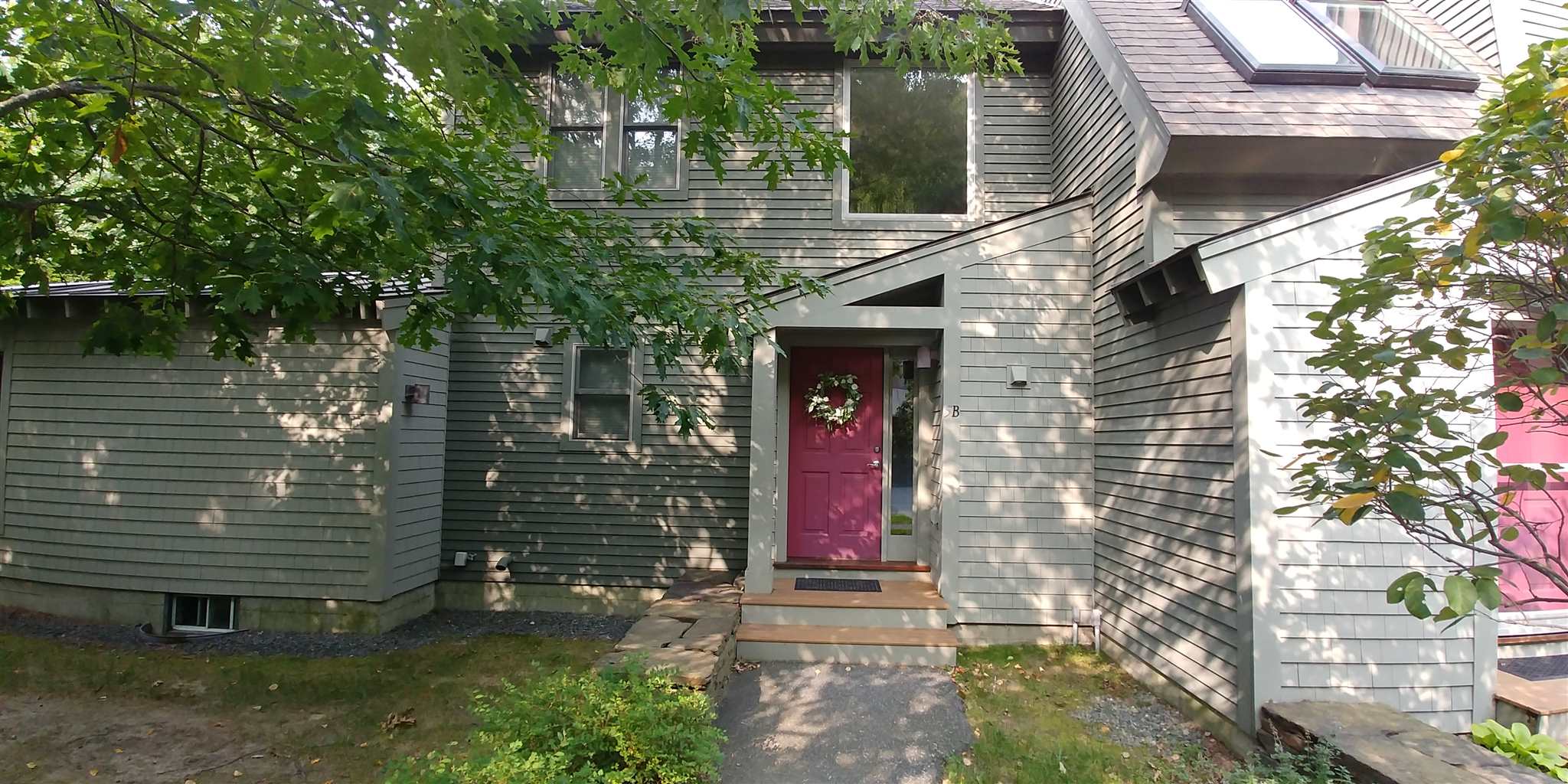 Neren Jameson Real Estate Agency Realtor In Quechee Vt