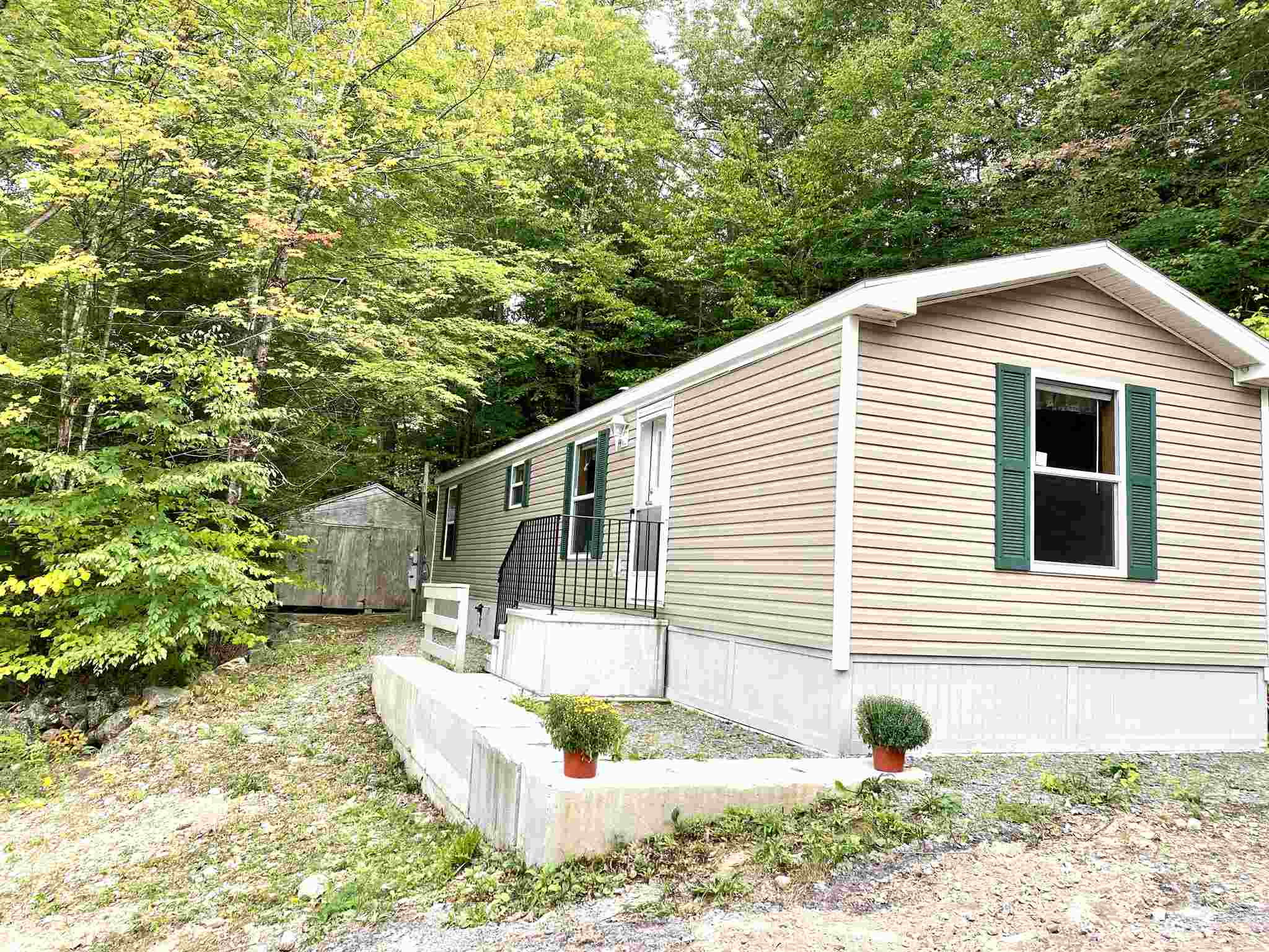 530 Route 103 East  Warner, NH Photo