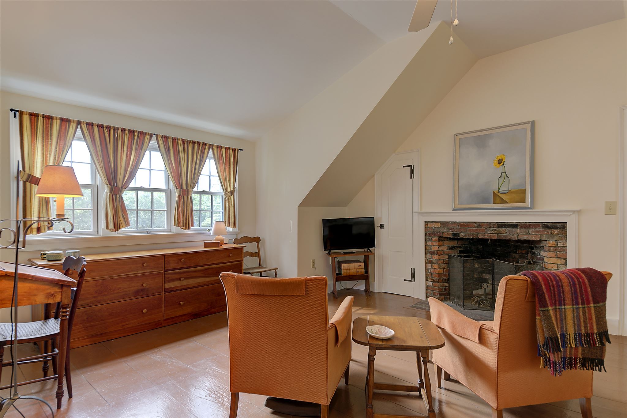 For Sale 521 Washington Hill Road, Tamworth, NH 03817 7 Beds / 4 Full Baths / 1 3/4 Bath