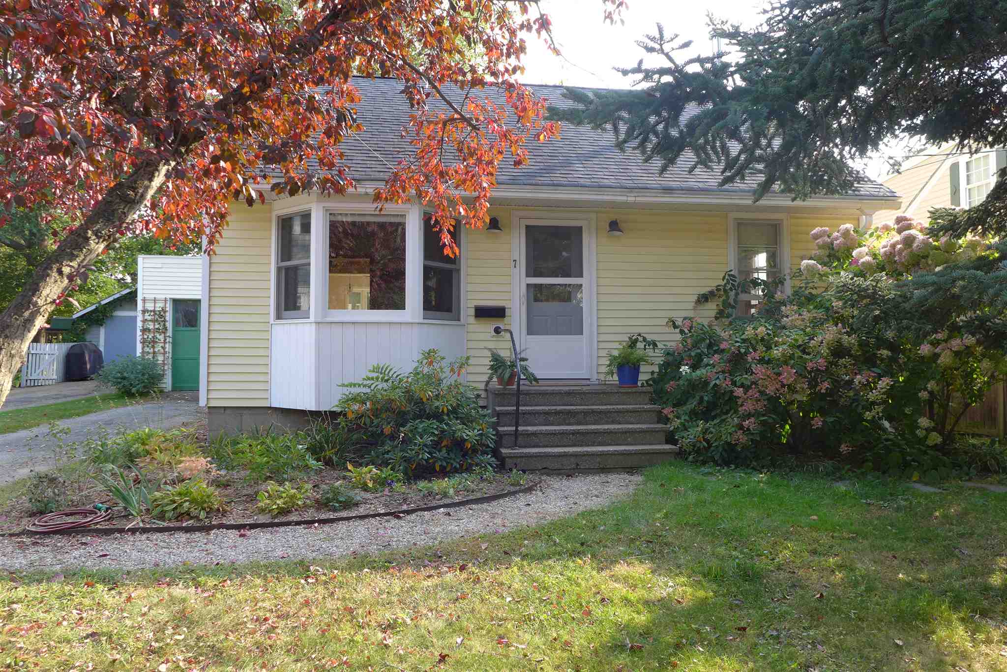 South Burlington Vt Real Estate For Sale Homes Condos Land And Commercial Property For Sale In South Burlington Vt From Bean Group