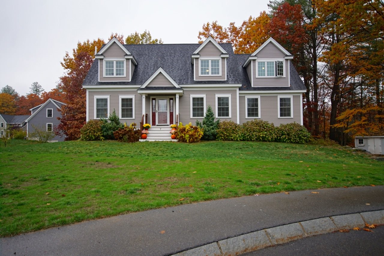 7 Squire Way Exeter, NH Photo