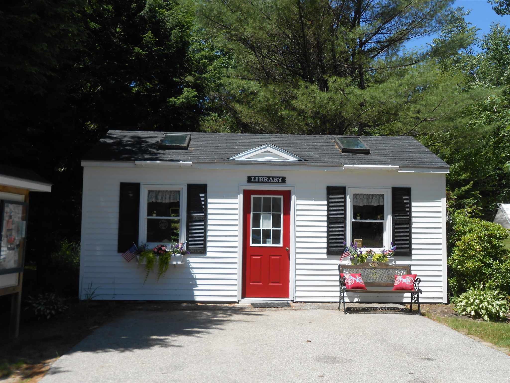 27 Birch Hill Estates Road, Wolfeboro, NH 03894 Tieger Realty