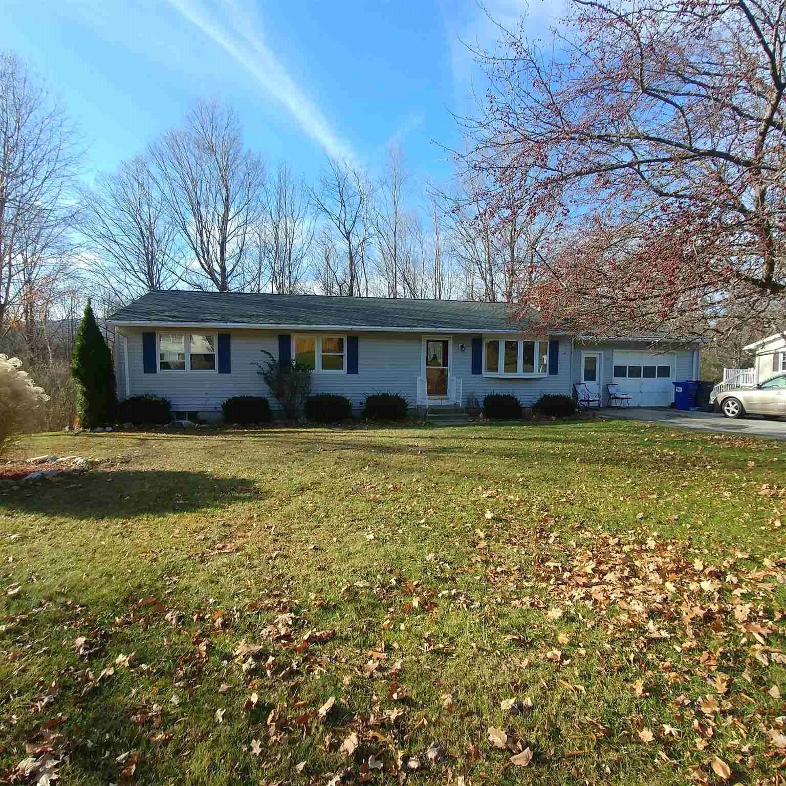 30 Center Street Bennington, Vermont 05201 4839549 Bennington