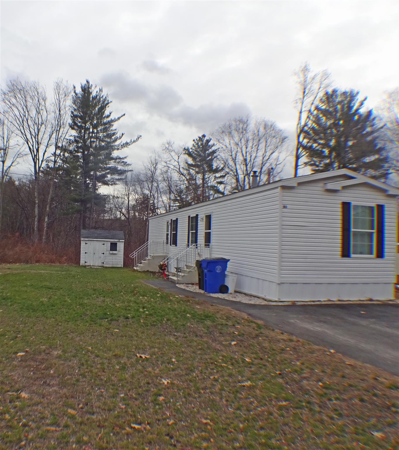 51 Conifer Place Londonderry, NH Photo