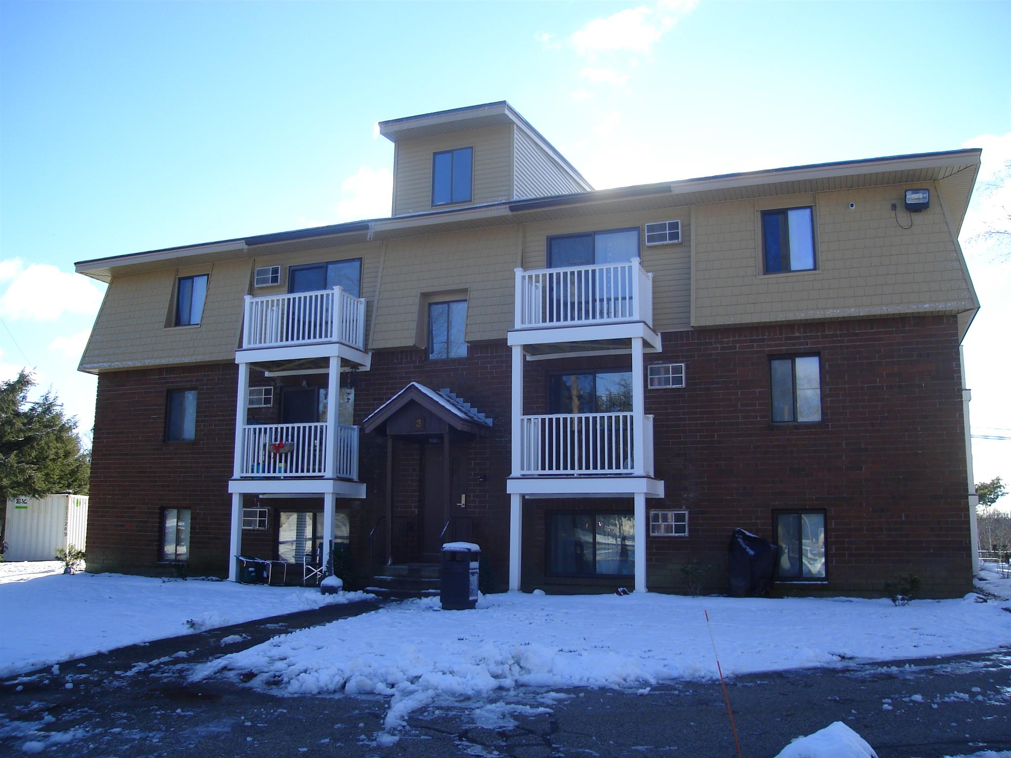 383 Lita Lane, Newmarket, NH 03857 PRIMEMLS