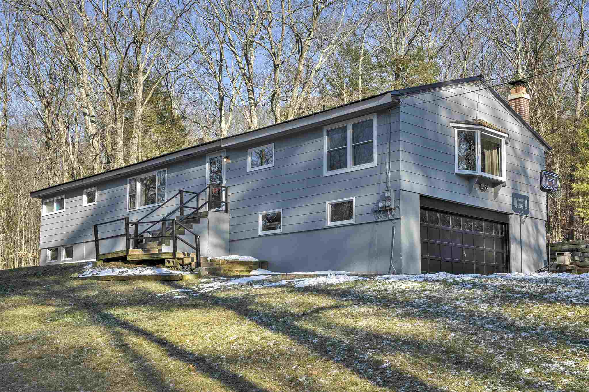 37 Cady Lane Chesterfield, NH Photo